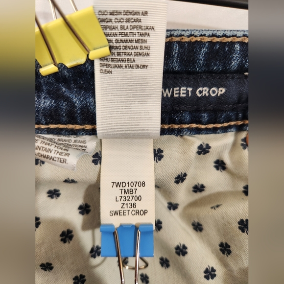 Lucky Brand Sweet Crop Jeans, size 8/29 - Picture 6 of 6